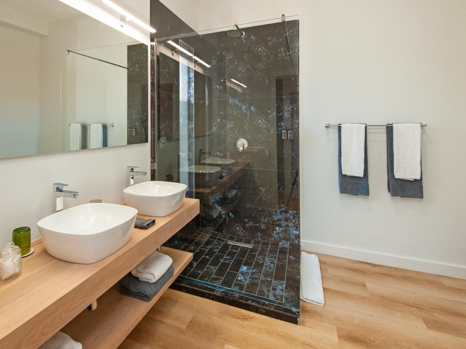 Glow Boutique Suites & Guesthouse Hermanus Værelse billede